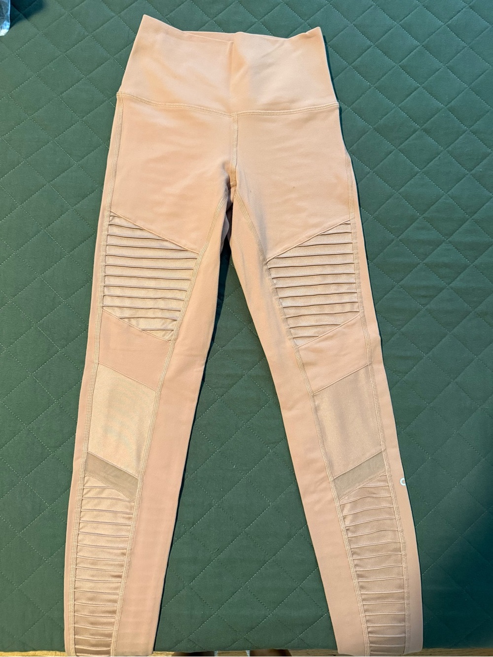 ALO Yoga Seamless High-Rise Leggings in Blush